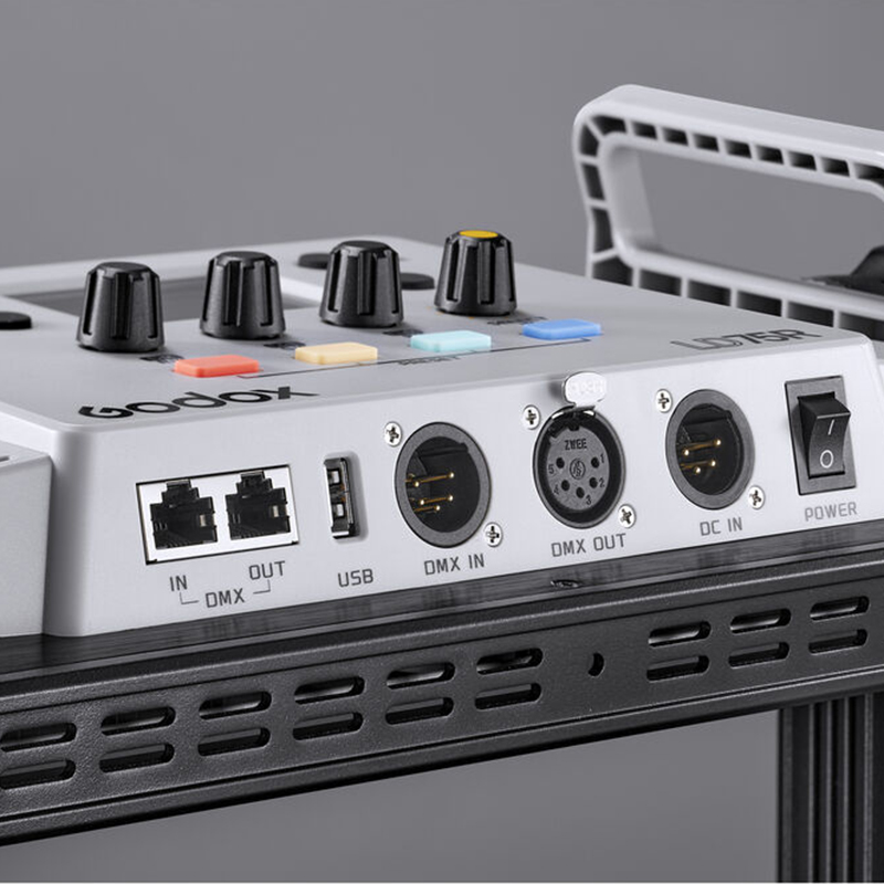 Lámpara Godox LED 75R con Aletas y Adaptador de Corriente
