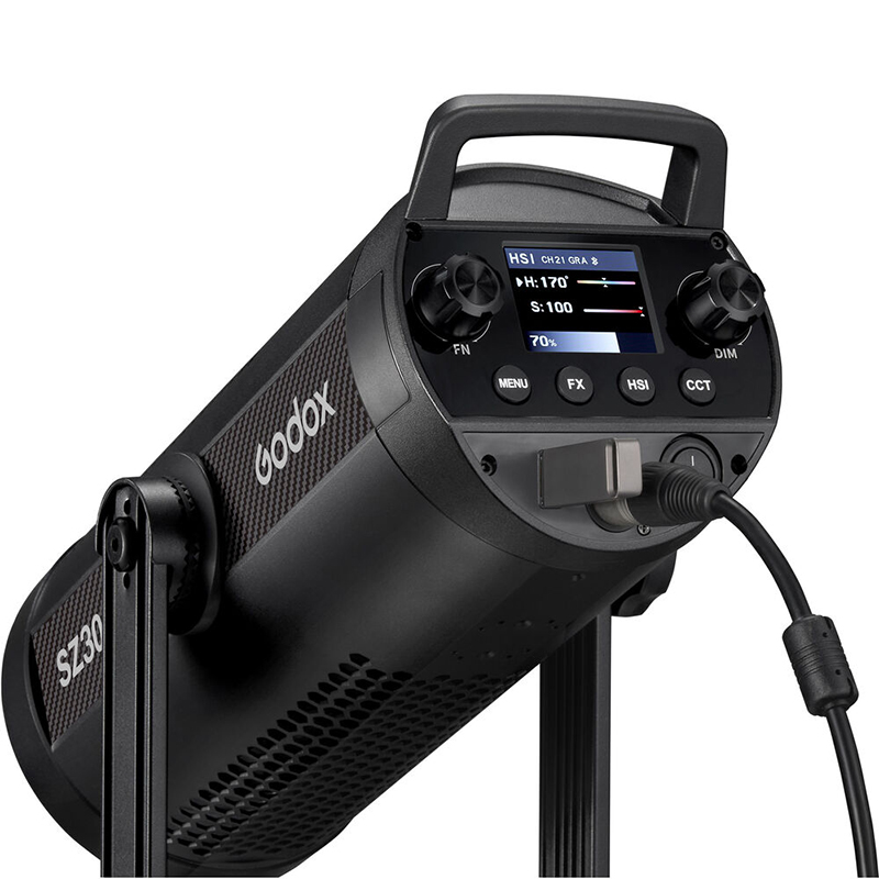 Lámpara Led Spotlight RGB con Zoom Godox SZ300R
