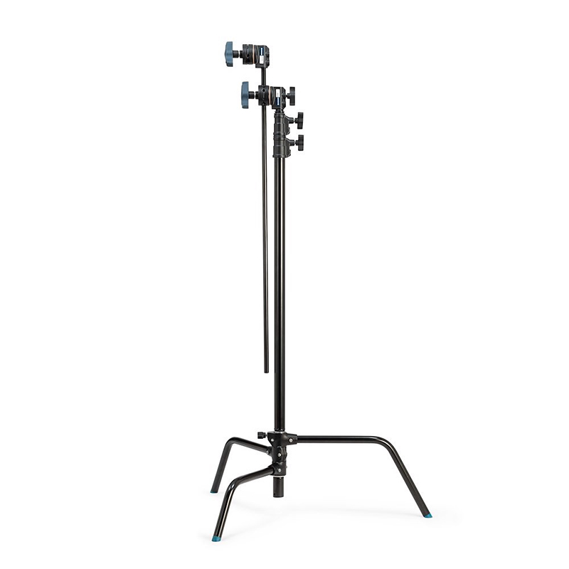 Kit Avenger con Tripié y Brazo de Iluminación A2030DCBKIT