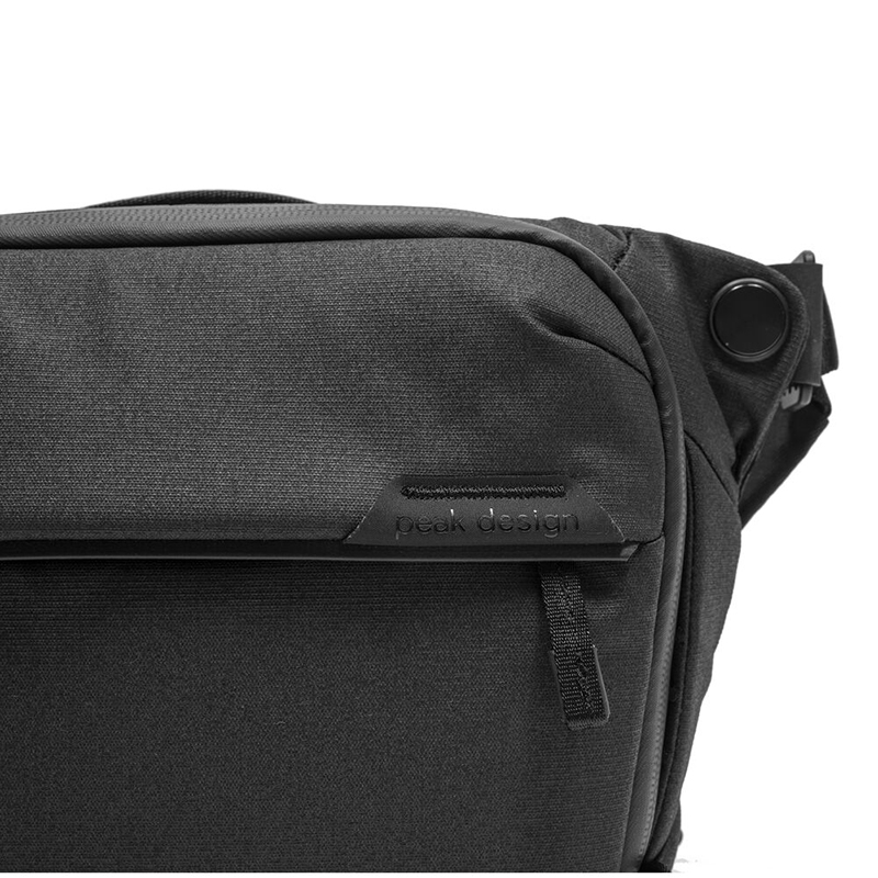 Cangurera Peak Design Everyday Sling 6L Negra V2.0 BEDS6BK3