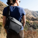 Cangurera Peak Design Everyday Sling 6L Negra V2.0 BEDS6BK3